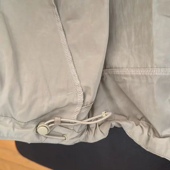 Lightweight Hem-Cinch Bomber Jacket - Picture 9 of 9